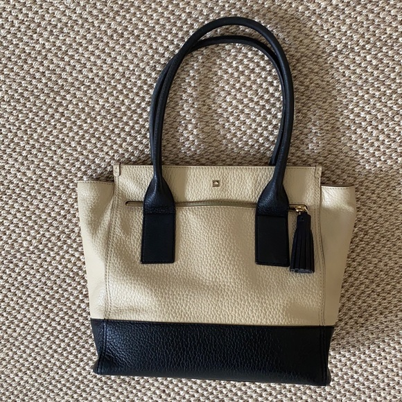 KATE SPADE ♠️ CREAM AND BLACK TOTE BAG